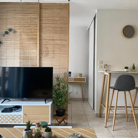 Cosy Equipe 30m2 *